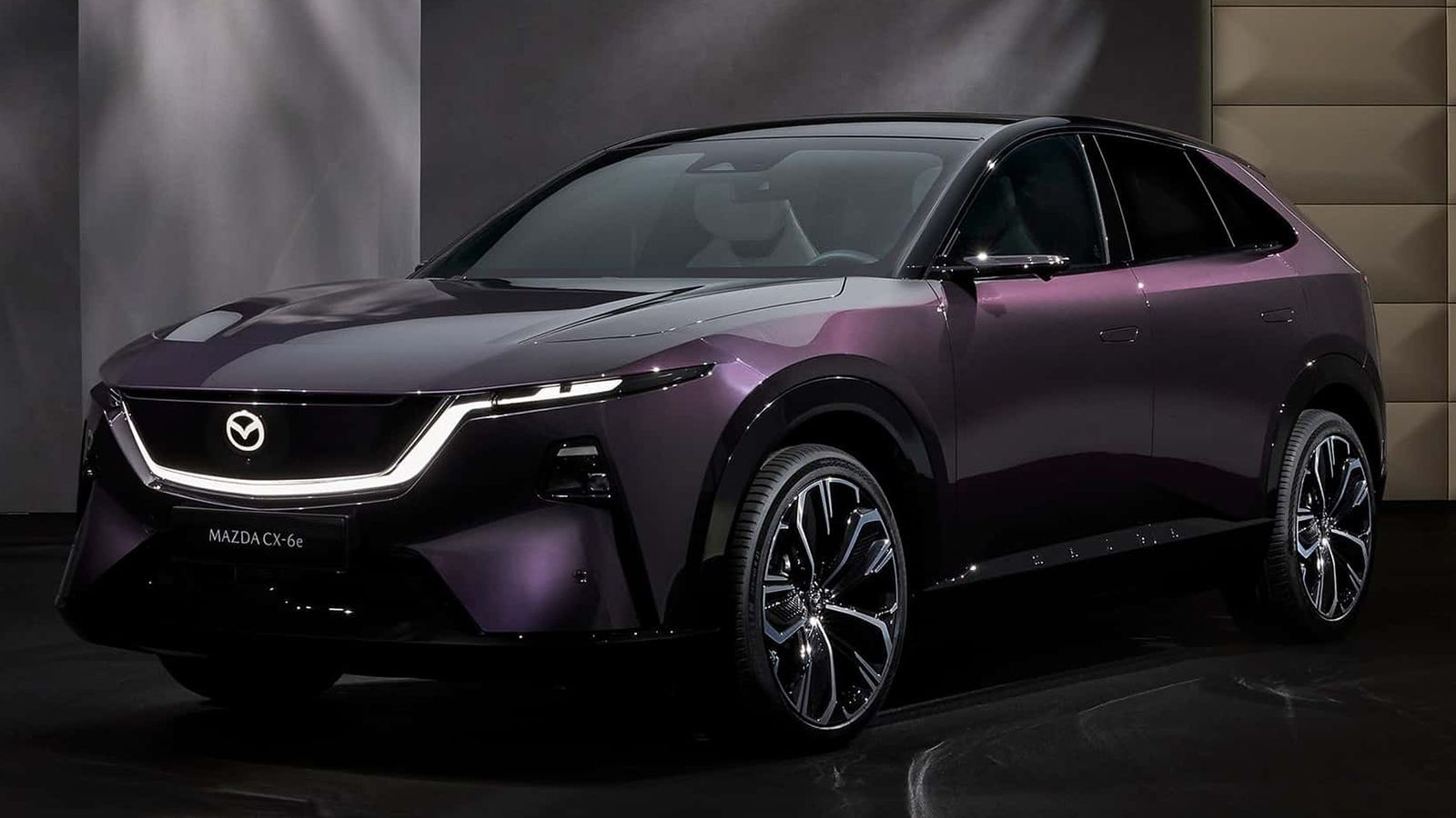 Αποκάλυψη για το νέο ηλεκτρικό Mazda CX-6e